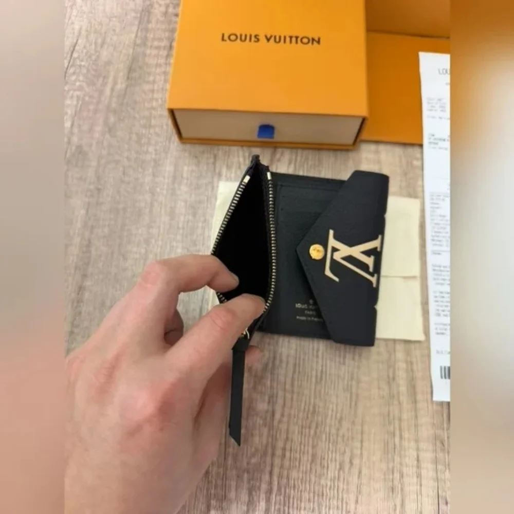 Louis Vuitton Victorine Wallet - Picture 11 of 13